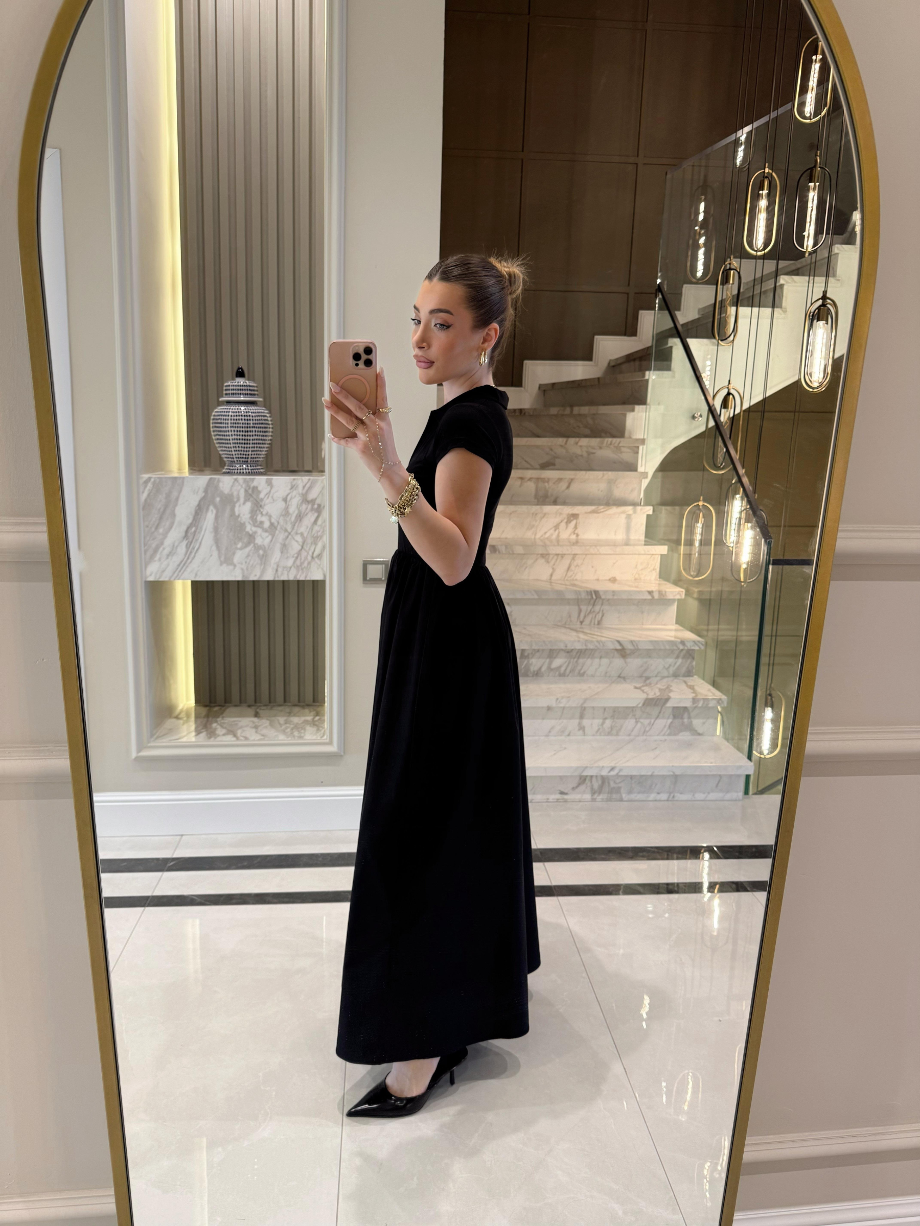 Diana – Robe à Manches Courtes