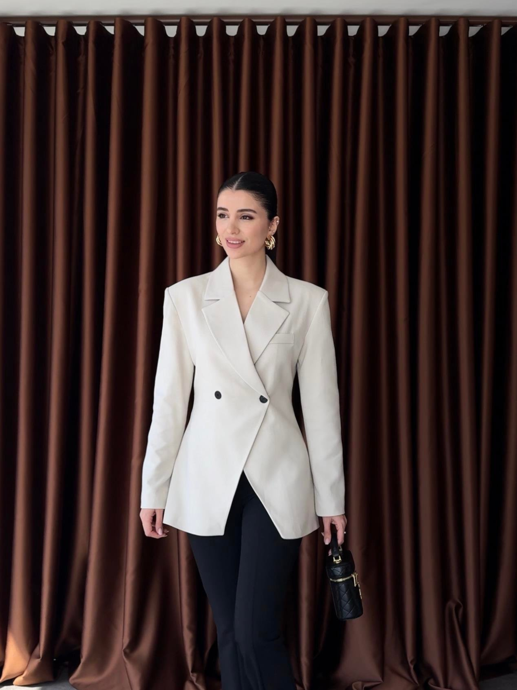 Capri – Blazer Tailleur Sculptant