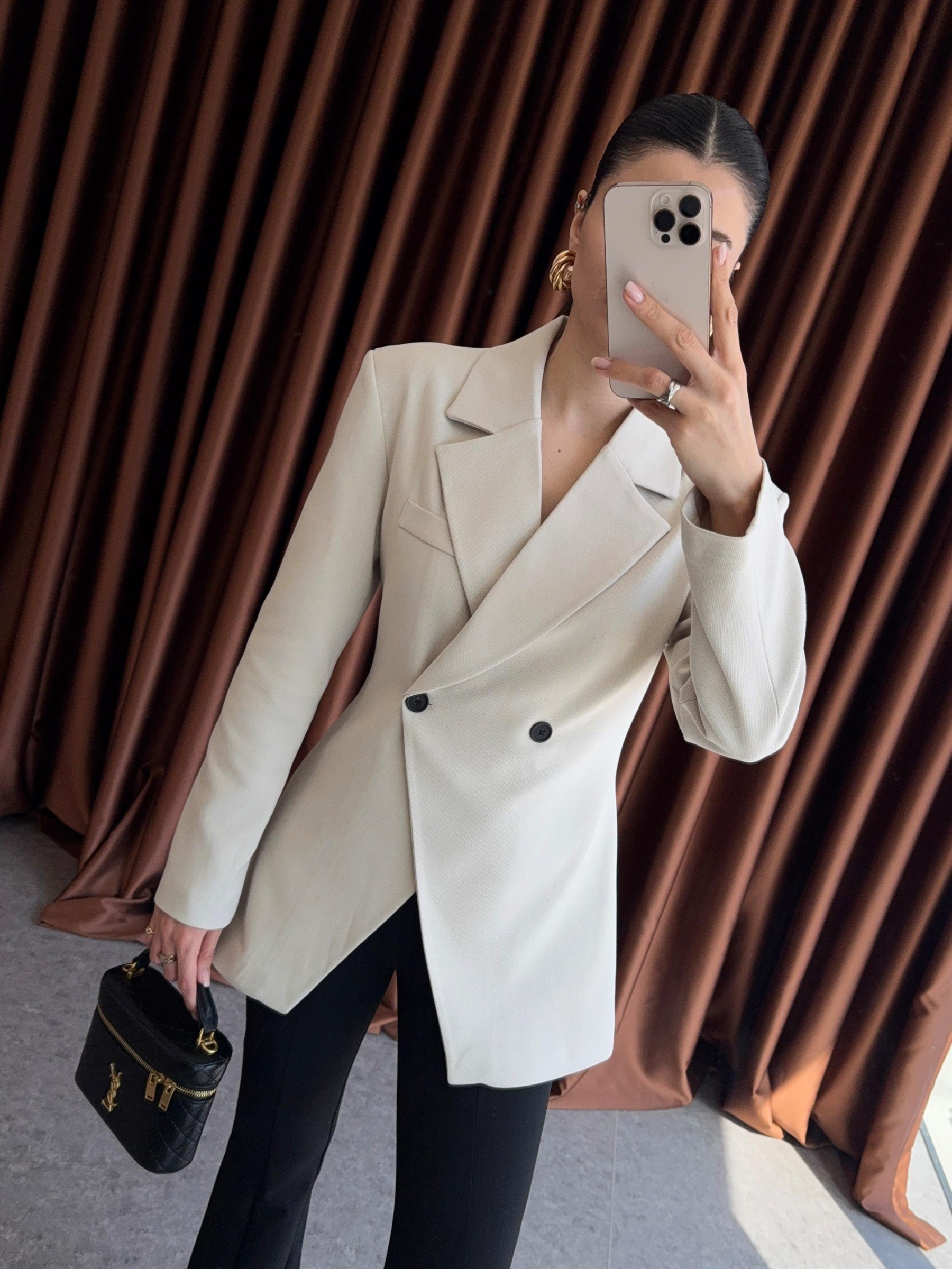 Capri – Blazer Tailleur Sculptant