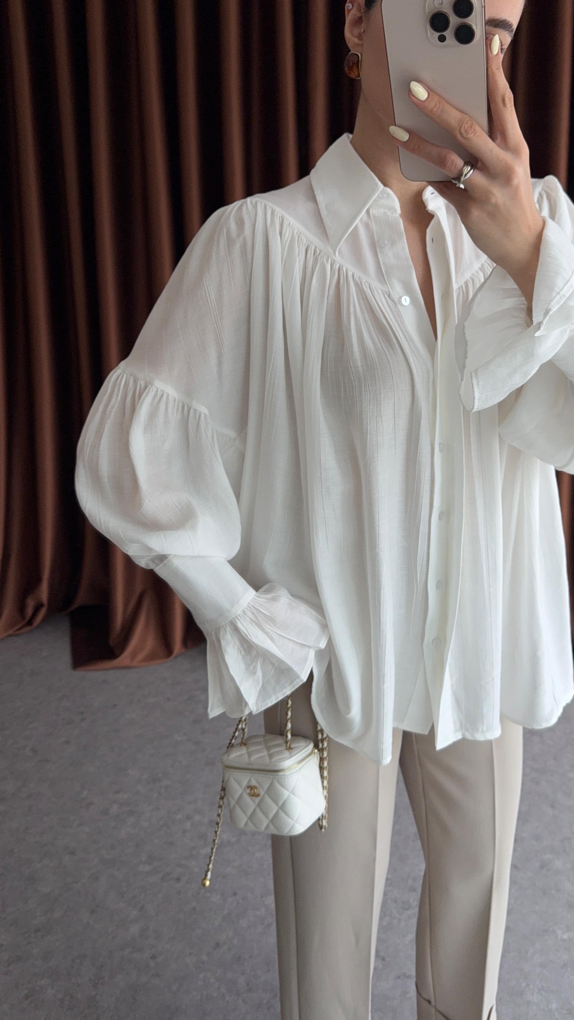 Cloé - Chemise Oversize, Intemporelle Et Raffinée Blanche