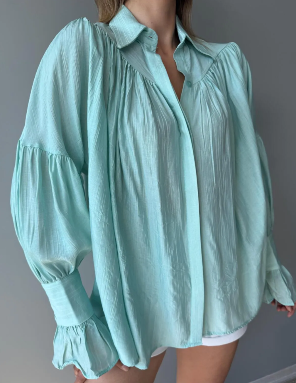 Cloé - Chemise Oversize, Intemporelle Et Raffinée Turquoise