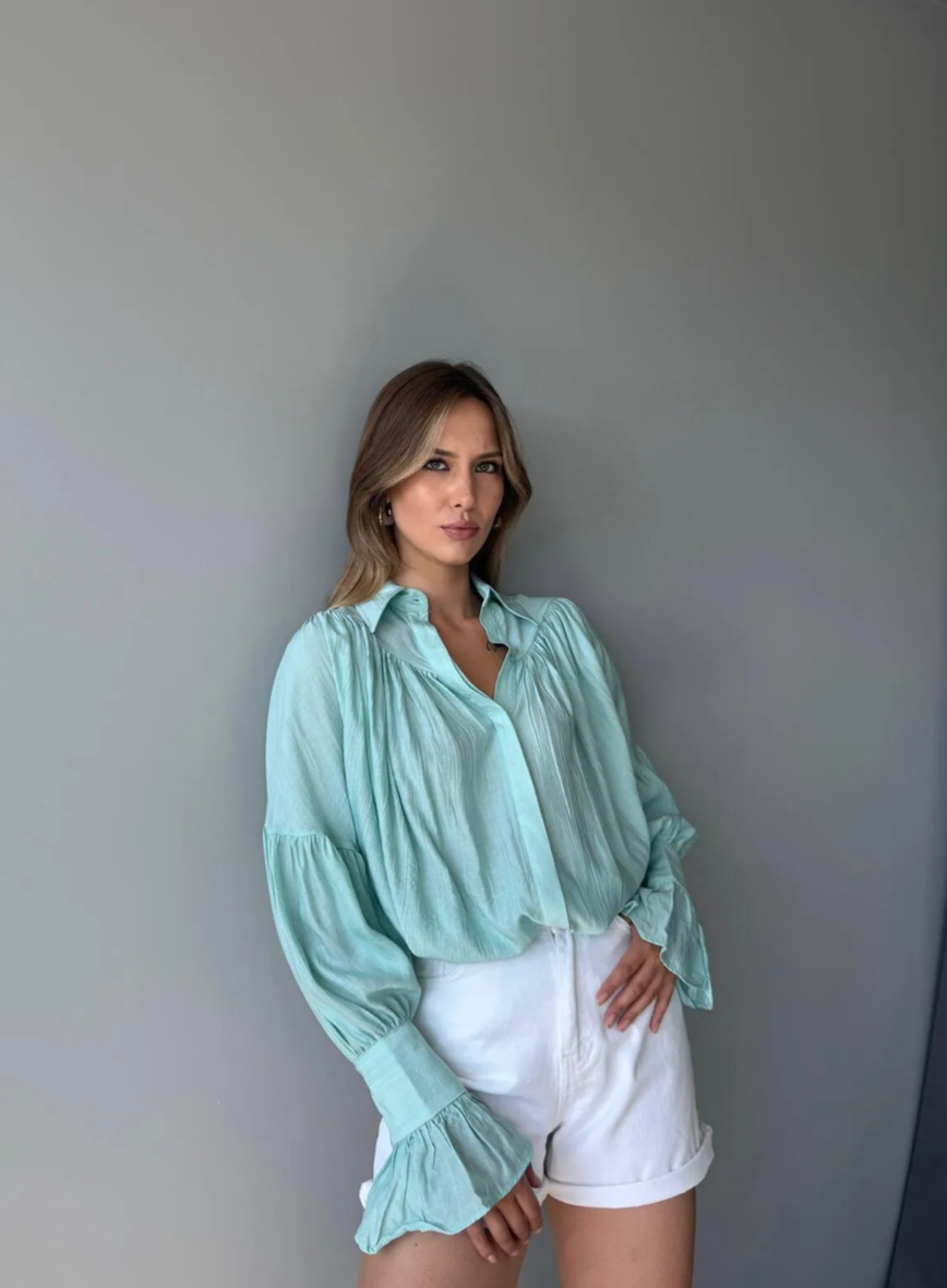 Cloé - Chemise Oversize, Intemporelle Et Raffinée Turquoise