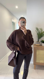 Emy - Pull Oversize à Col Montant Marron