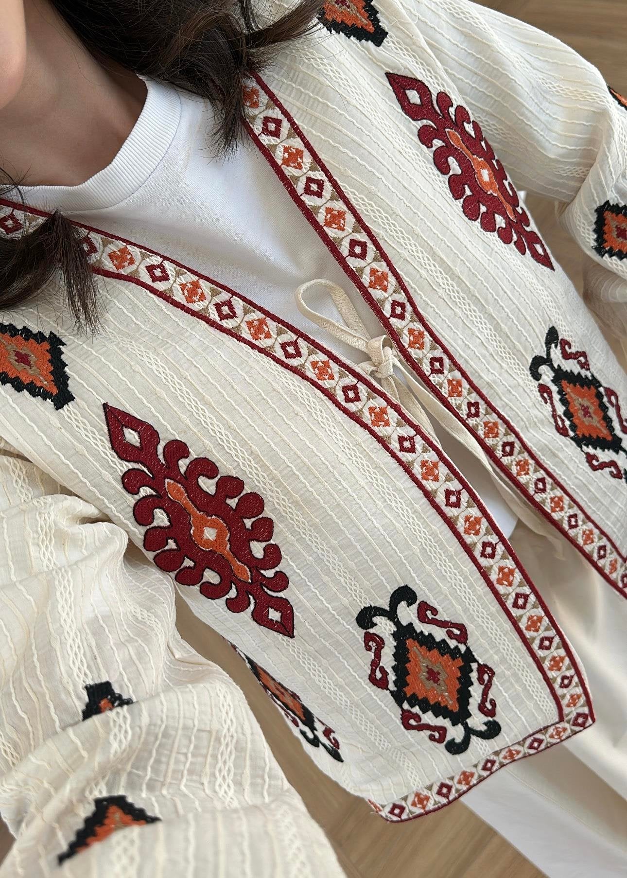 Tislit - Veste Brodée