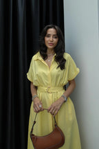 Vita – Robe Midi Ceinturée à Manches Courtes Jaune